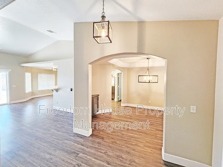 4591 Stoneham St — Photo 9