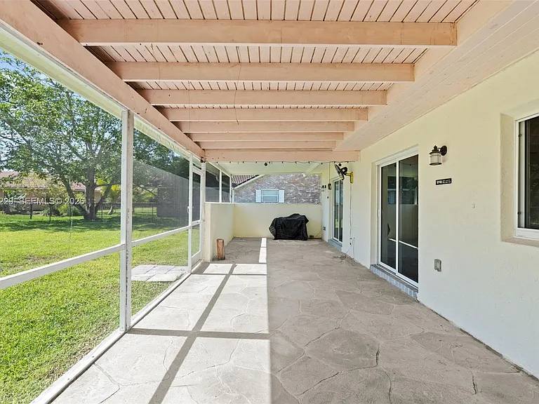 3165 NW 116th Ave — Photo 37