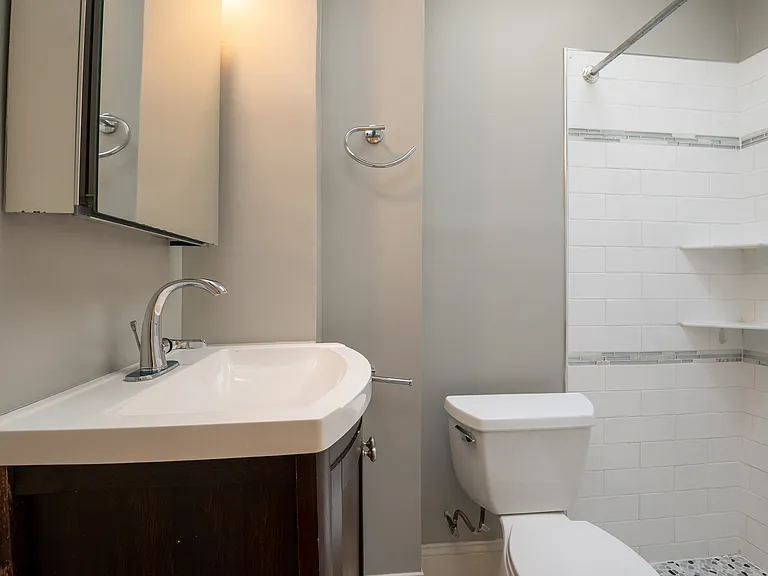 2476 Ontario Rd NW #A — Photo 13