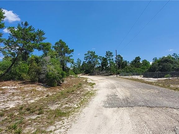 3rd image of 298 Swallow Dr