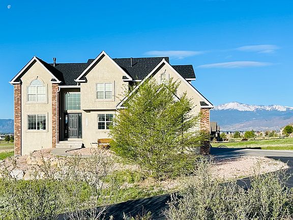 Front of House (from top of driveway)