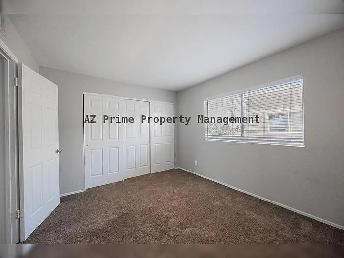 1055 W 5th St #18 — Photo 13