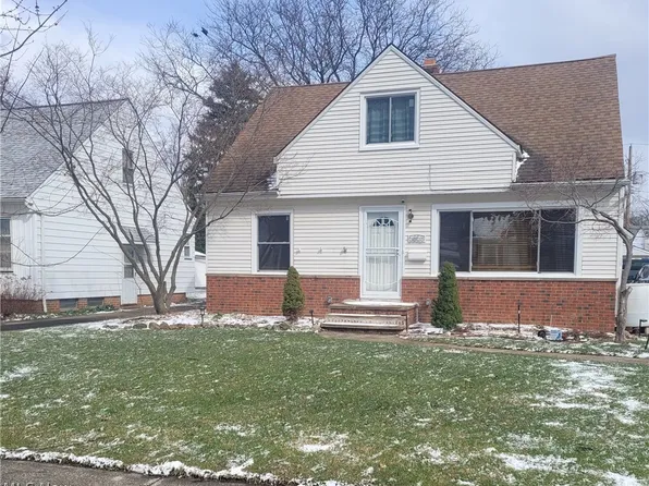 5853 Monica Ln, Garfield Heights, OH 44125