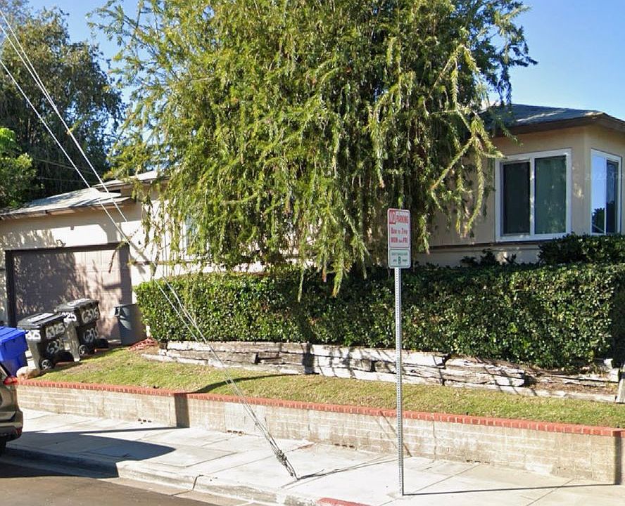 2nd image of 6323-6325 Montezuma Rd
