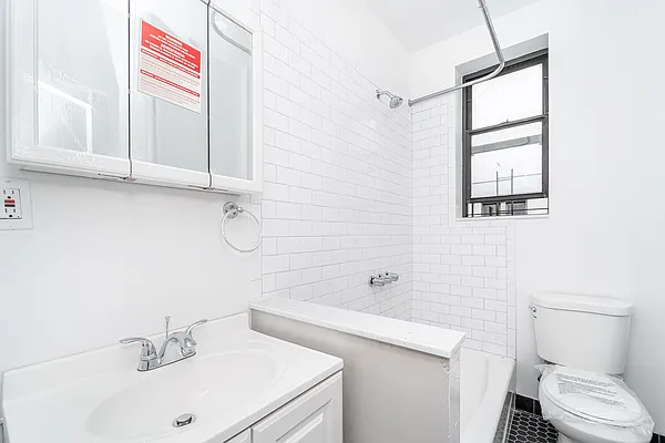 Rented by Modern Spaces | media 22