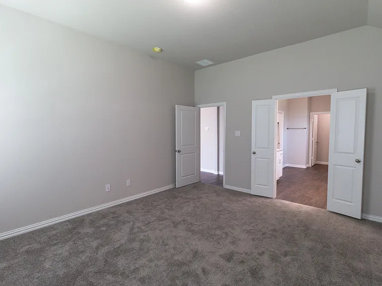 507 Reatta Dr — Photo 18