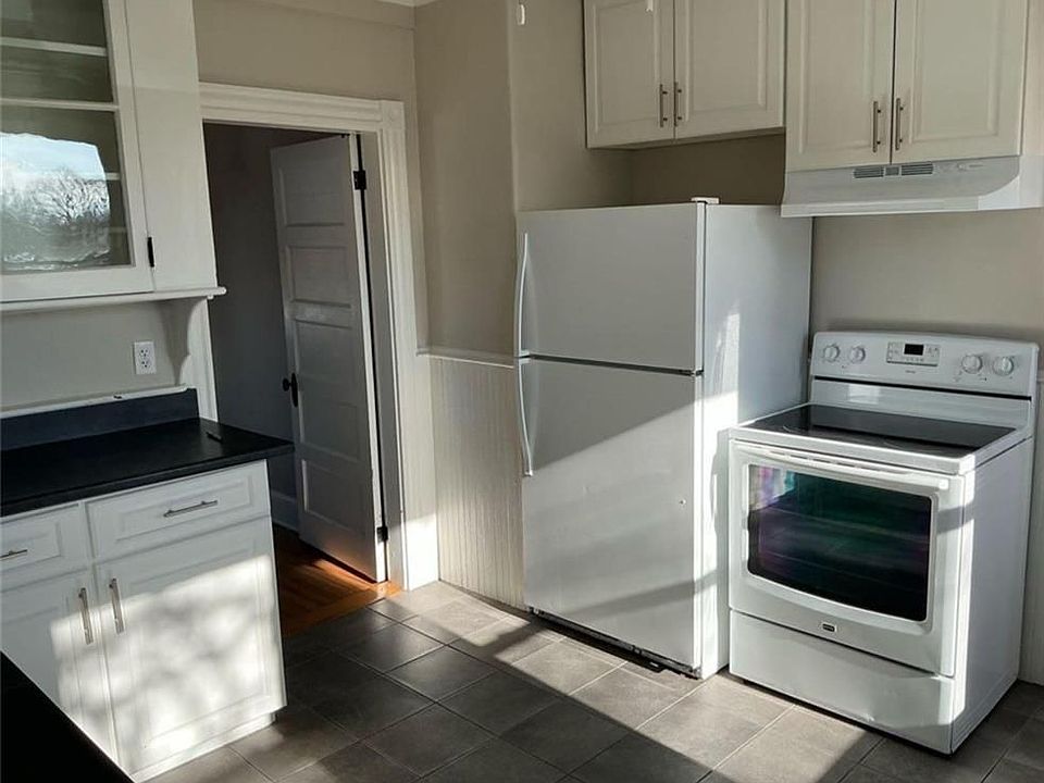 2nd image of 12 Caswell Ave #2