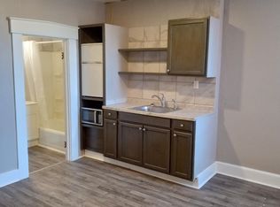 436 Bluff St #3A, Dubuque, IA 52001