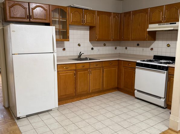 37 E Ridgewood Ave #2A
