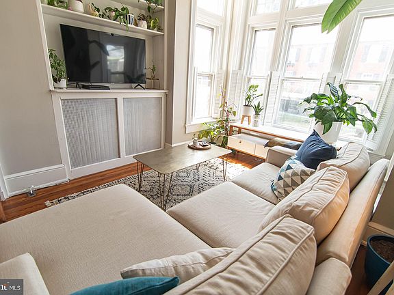 4th image of 515 N Columbus St #1