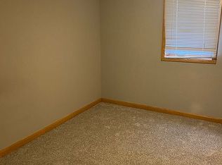 330 N Locust St, Carson, IA 51525