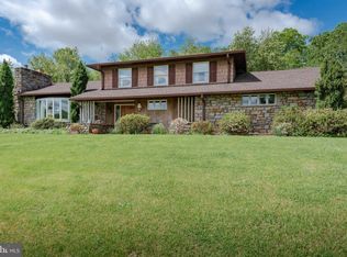1050 Sunset Valley Dr, Sykesville, MD 21784