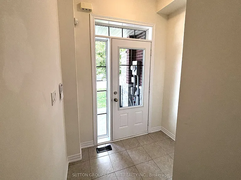 109 Benadir Ave — Photo 3