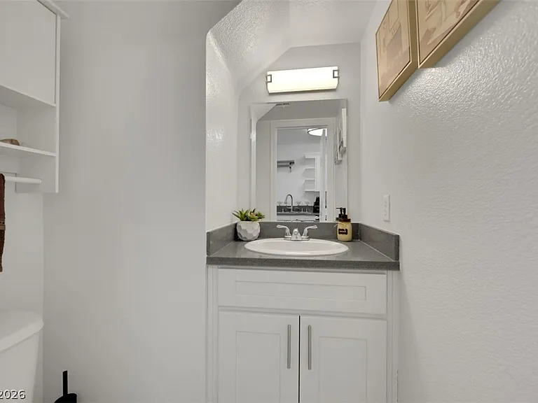 7989 Lisa Dawn Ave — Photo 18