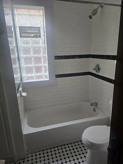 7342 Churchill Ave — Photo 8