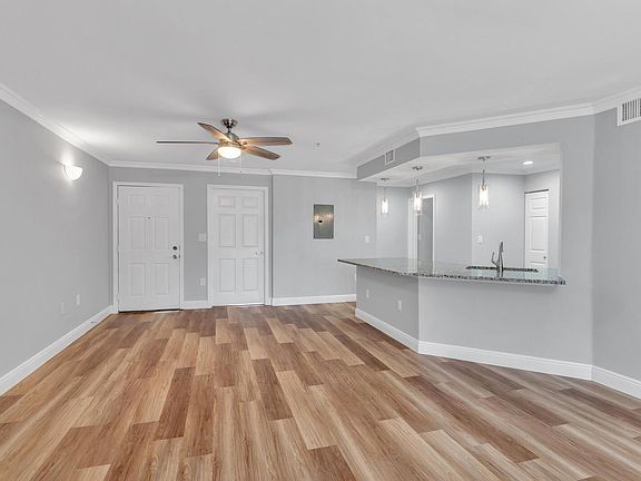 5th image of 700 Scotia Dr APT 304