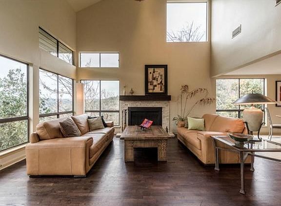 The amazing windows allow you to take in views for miles!