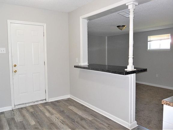 5th image of 10825 Curran Blvd