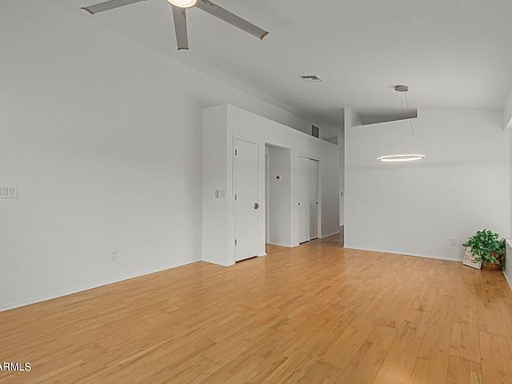 5th image of 1120 N VAL VISTA Drive #42