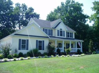 321 Fisher Ln, Bowling Green, KY 42103