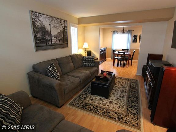 2nd image of 12633 Oakwood Dr