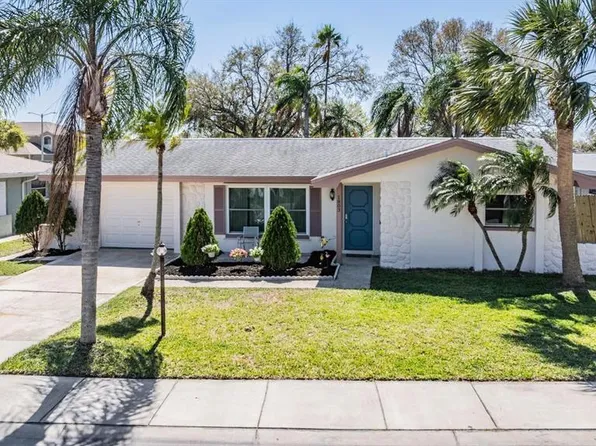 1803 Forest Dr, Oldsmar, FL 34677