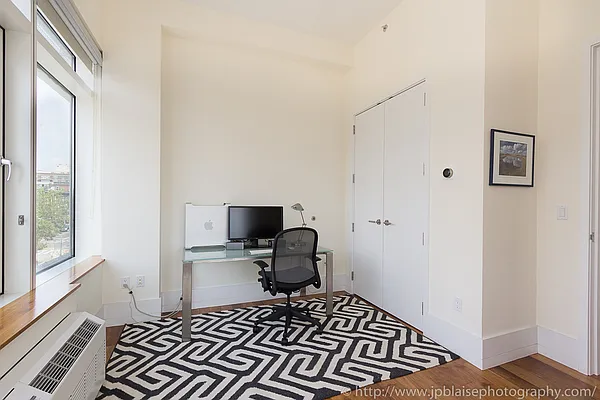 Rented by Luminous Realty | media 47