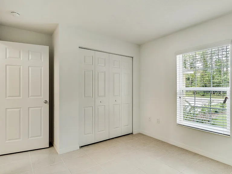 24 Farnum Ln #A — Photo 13
