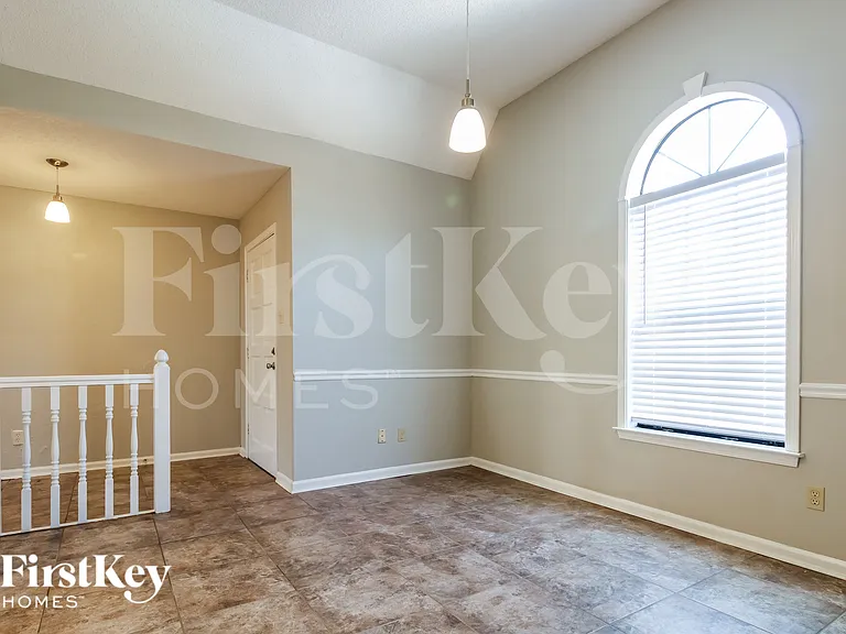2084 Littlemore Dr — Photo 5