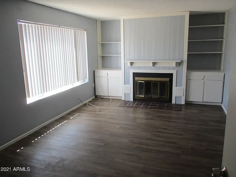 6014 S College Ave — Photo 2