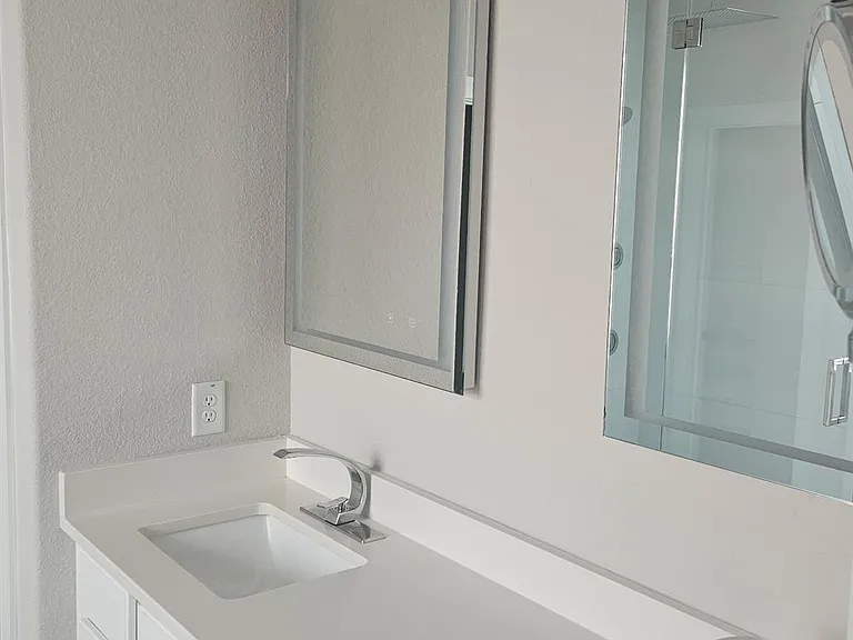 24307 Bello Everett Lake Dr — Photo 22