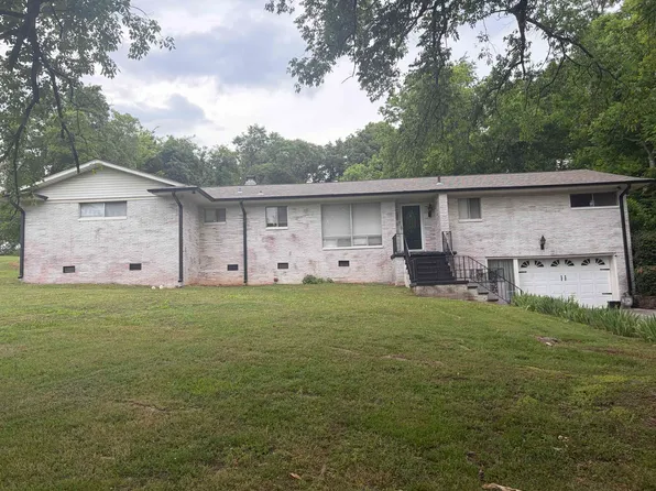 1601 Summit St, Russellville, AL 35653