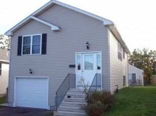 62 Sedan St, Providence, RI 02904