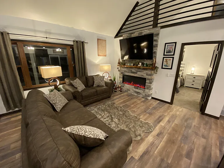 E9420 Wildflower Dr — Photo 7