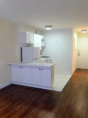 Rented by Mirador Real Estate | media 16