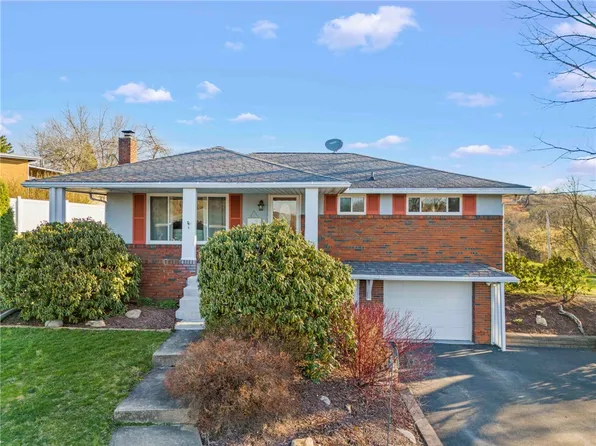 7082 Beverly Rd, Finleyville, PA 15332