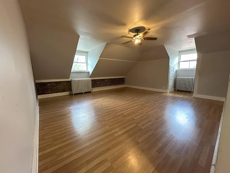 644 Madison Ave — Photo 7