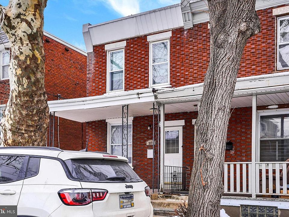 1st image of 317 W Clarkson Ave