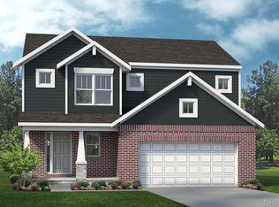 58640 Losino Dr, South Lyon, MI 48178