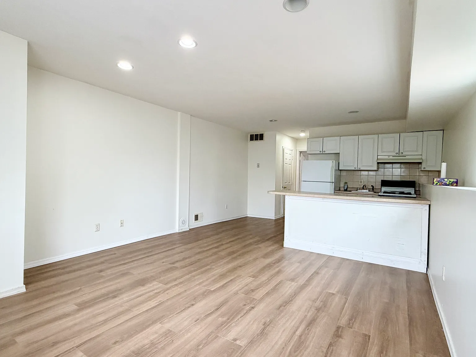 1 bed, 630 sqft, $1,600 — Photo 2