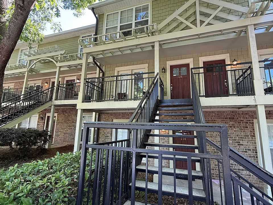 660 Barnett Shoals Rd #128