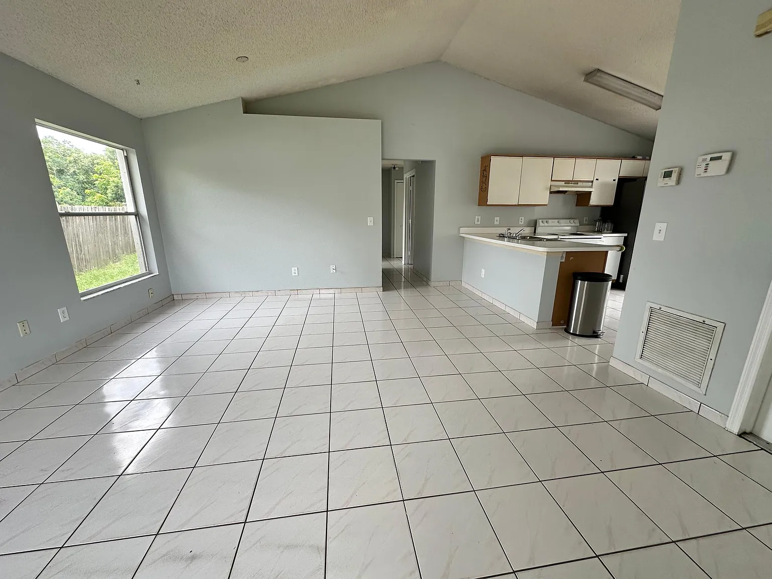 6612 Rose Queen Ct — Photo 3