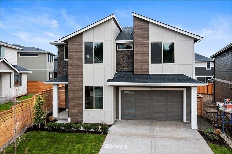 1st image of 18835 129th St E