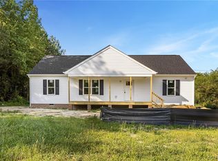 4300 Courtland Rd, Disputanta, VA 23842
