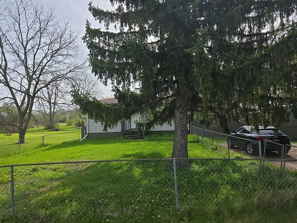 1st image of 4214 N Linden Rd