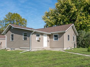 710 Warren St, Mankato, MN 56001