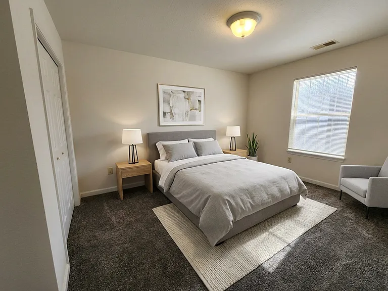 Sawgrass Apartments & Townhomes — Photo 38