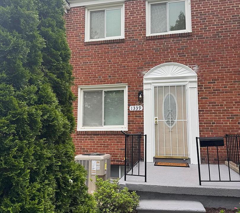 1st image of 1339 Deanwood Rd