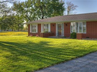 2420 W Deaver Rd, Columbus, IN 47201