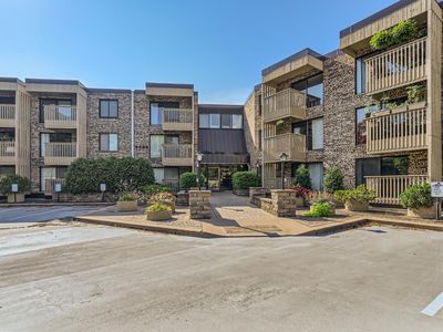 9400 Old Cedar Ave S APT 222, Bloomington, MN, 55425
